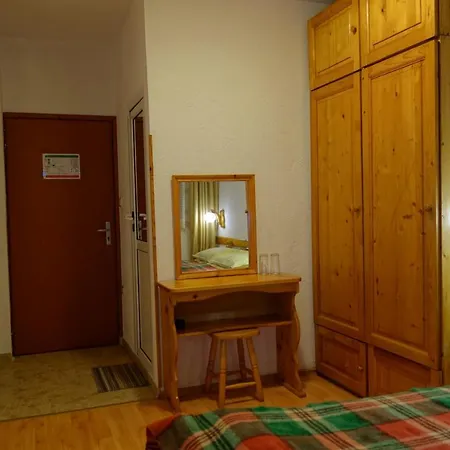 Gasthof Айвън Tschepelare