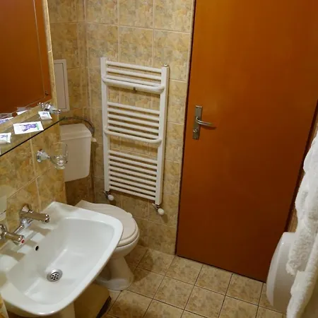 Айвън Gasthof Tschepelare