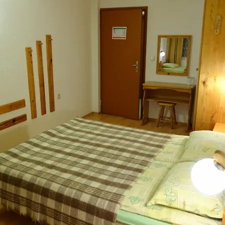 Айвън Gasthof *